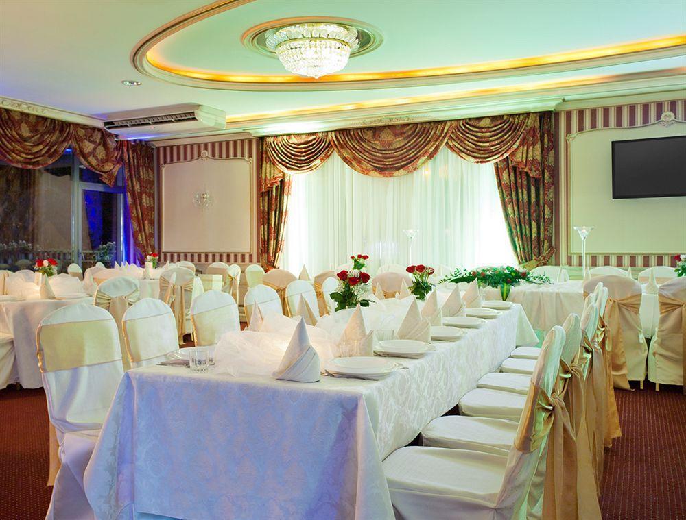 Jasek Premium Hotel วรอตซวาฟ ภายนอก รูปภาพ