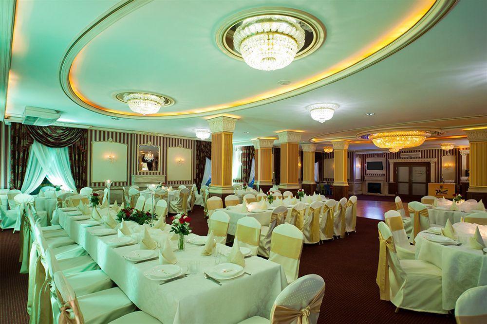 Jasek Premium Hotel วรอตซวาฟ ภายนอก รูปภาพ